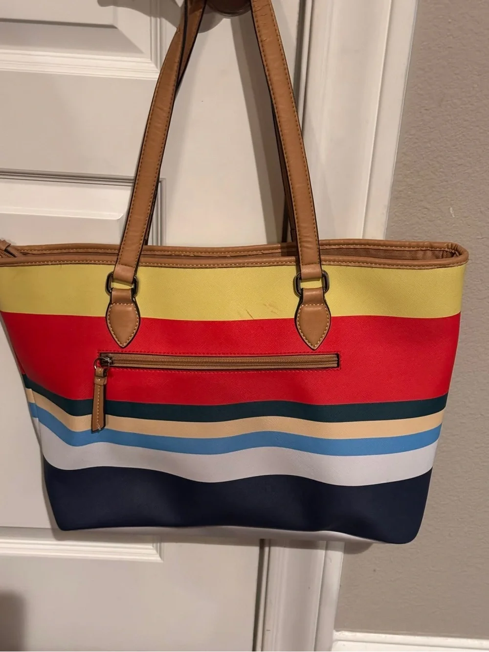 Giani Bernini Saffiano faux leather 18”x11” tote see pics